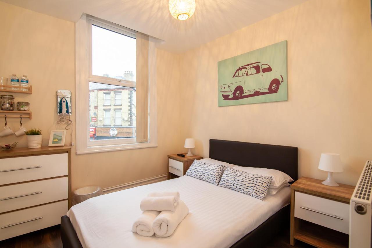 Casa Fresa Franks Serviced Accommodation リヴァプール エクステリア 写真