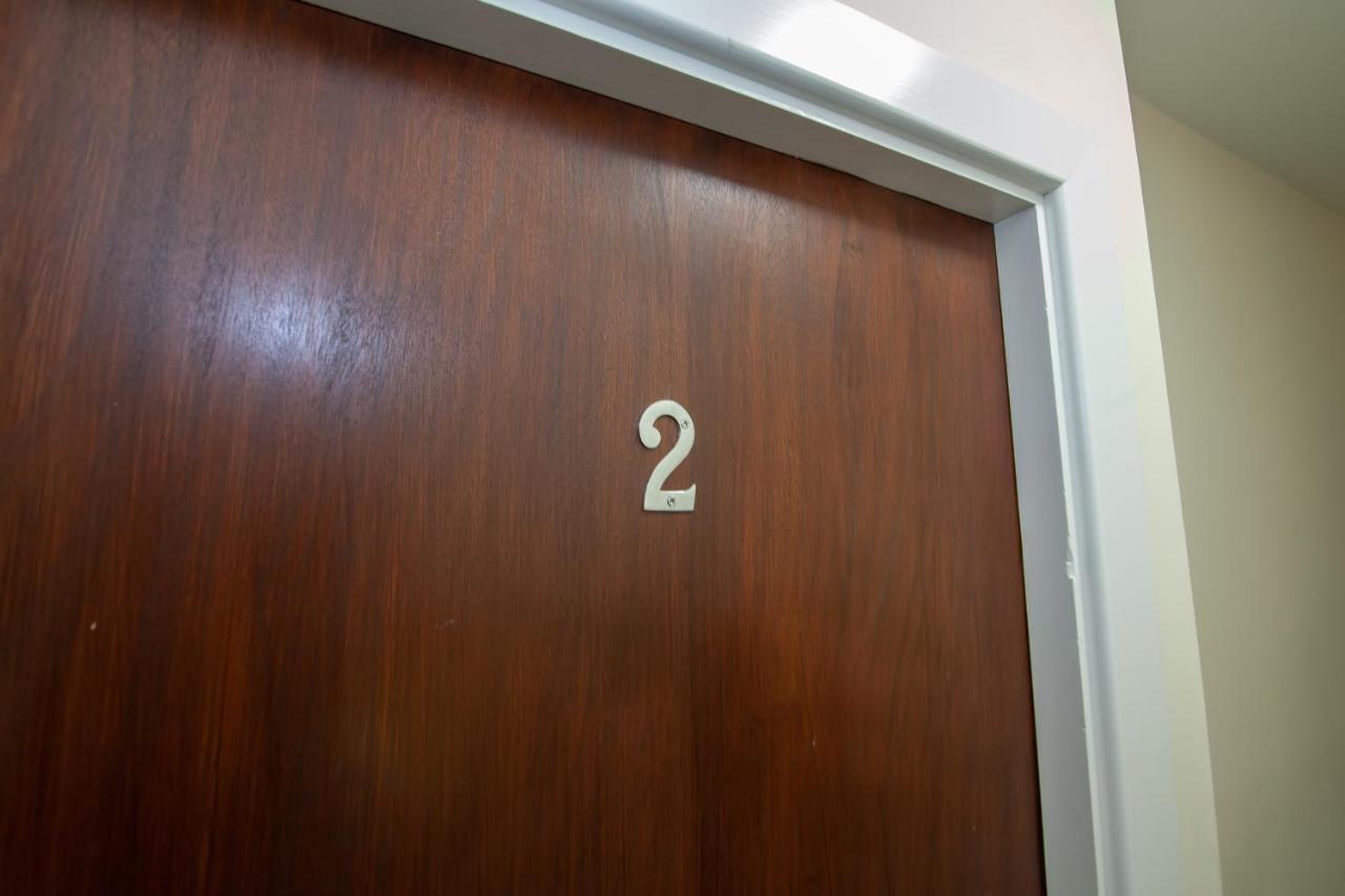 Casa Fresa Franks Serviced Accommodation リヴァプール エクステリア 写真