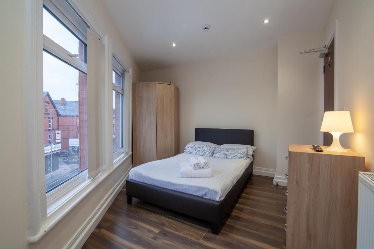 Casa Fresa Franks Serviced Accommodation リヴァプール エクステリア 写真