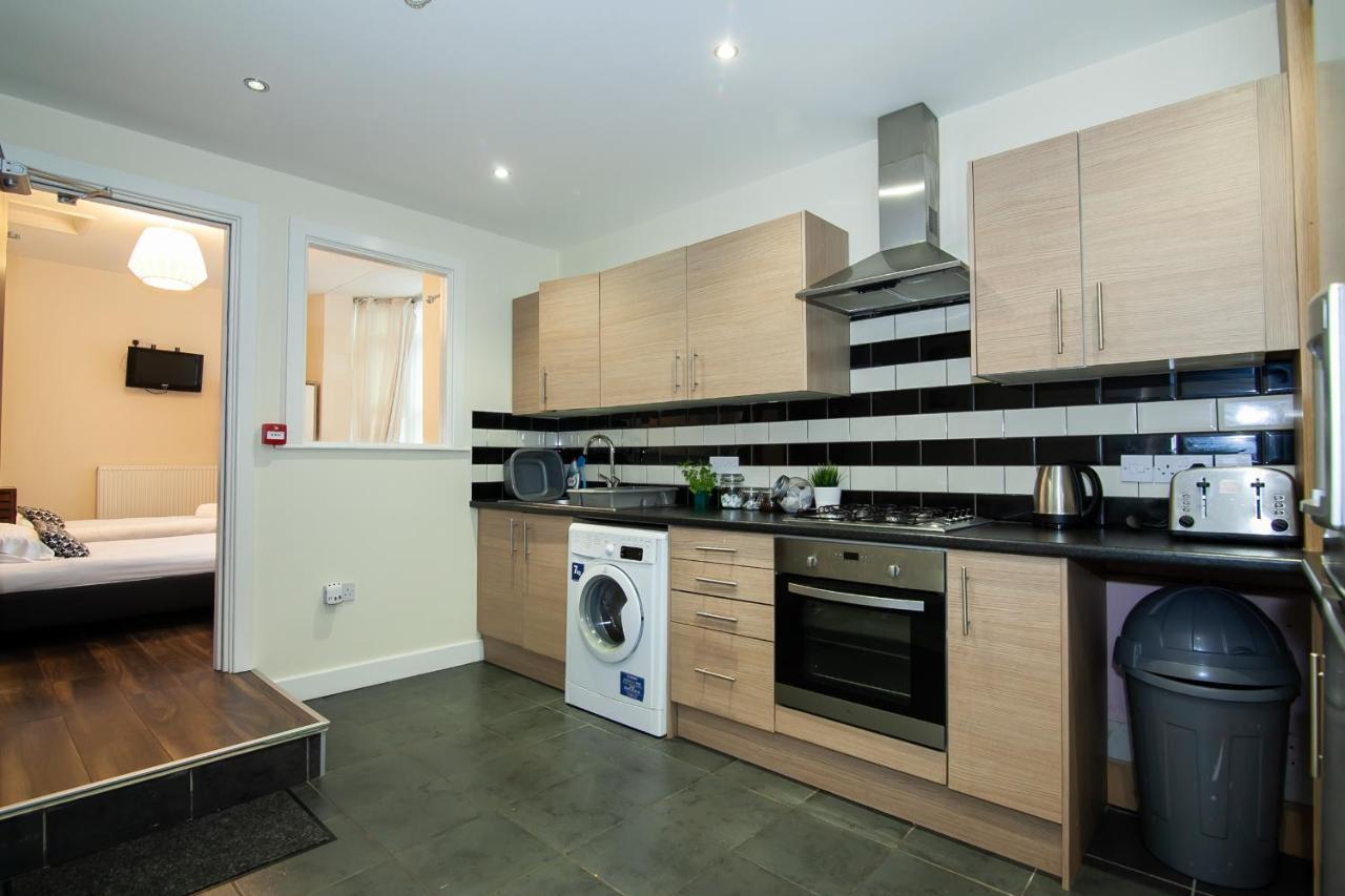 Casa Fresa Franks Serviced Accommodation リヴァプール エクステリア 写真