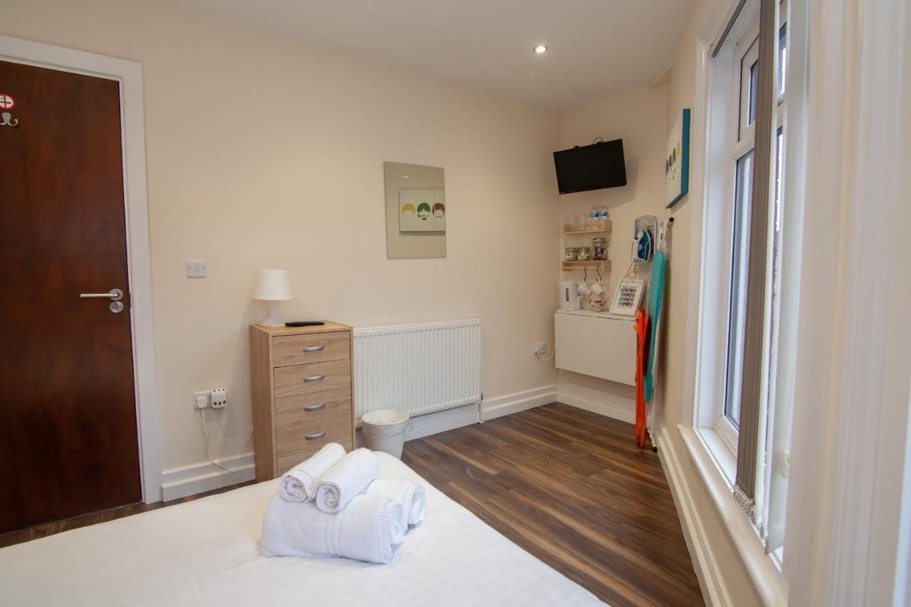 Casa Fresa Franks Serviced Accommodation リヴァプール エクステリア 写真