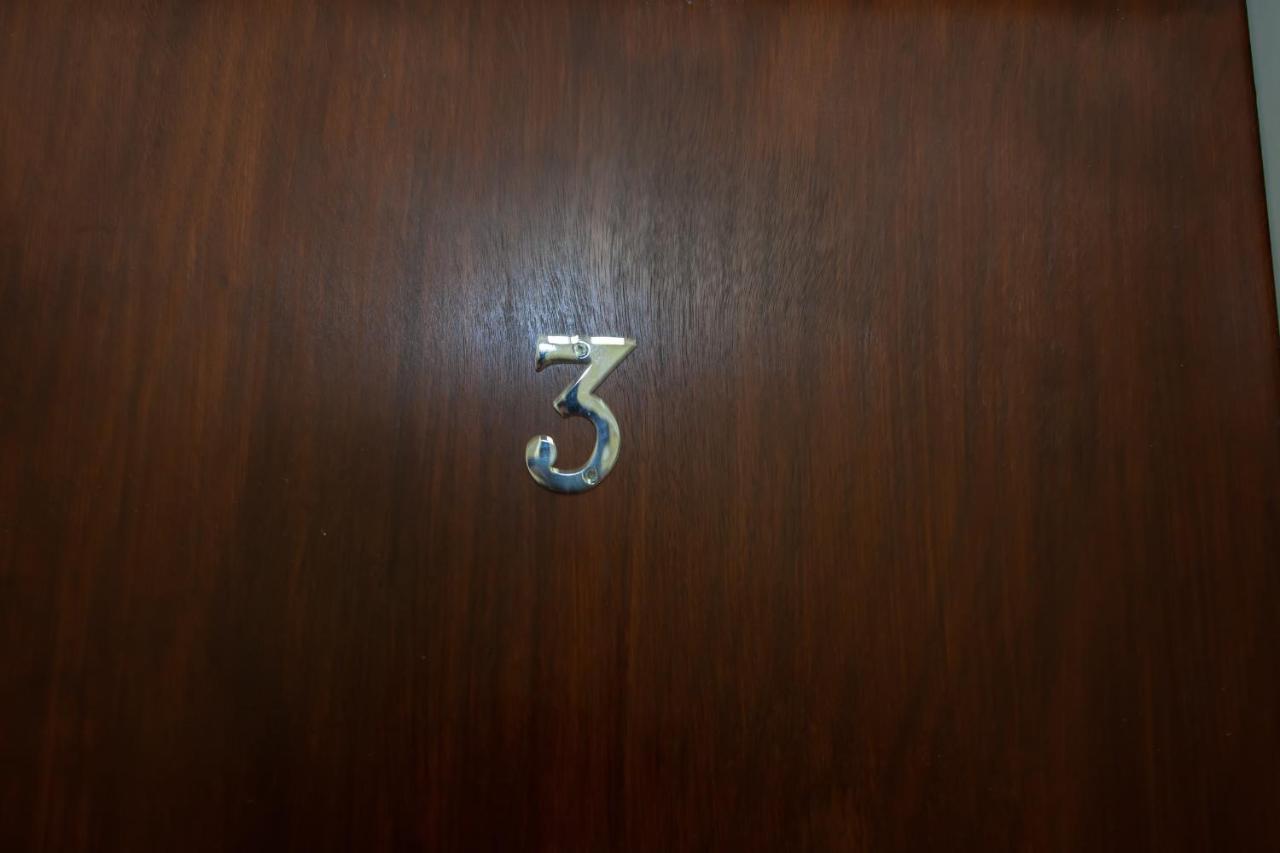 Casa Fresa Franks Serviced Accommodation リヴァプール エクステリア 写真